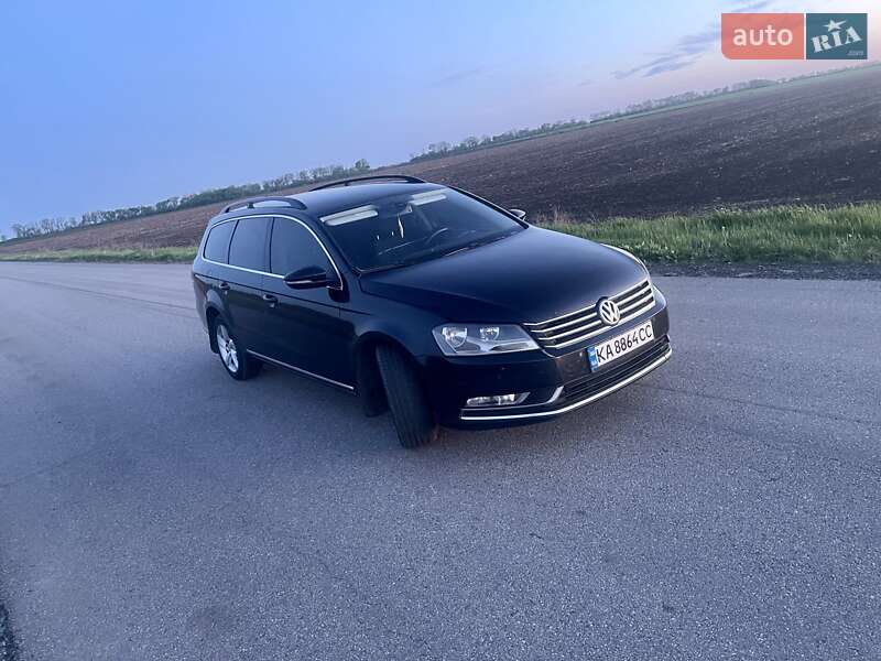 Универсал Volkswagen Passat 2012 в Карловке