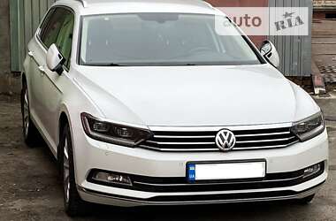 Универсал Volkswagen Passat 2017 в Чернигове