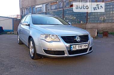 Універсал Volkswagen Passat 2006 в Києві