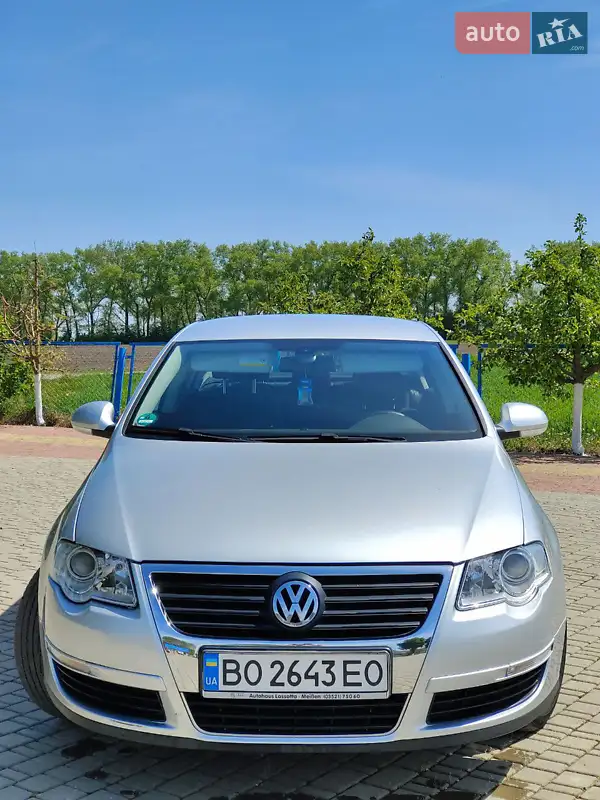 Седан Volkswagen Passat 2005 в 