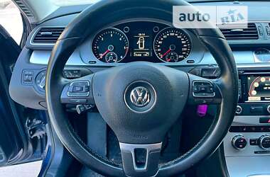 Универсал Volkswagen Passat 2014 в Киеве