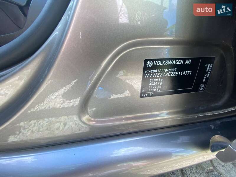 Универсал Volkswagen Passat 2014 в Ивано-Франковске