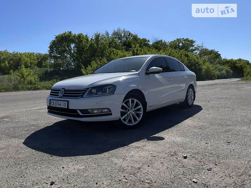 Седан Volkswagen Passat 2014 в Смеле