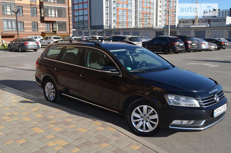 Универсал Volkswagen Passat 2011 в Чернигове