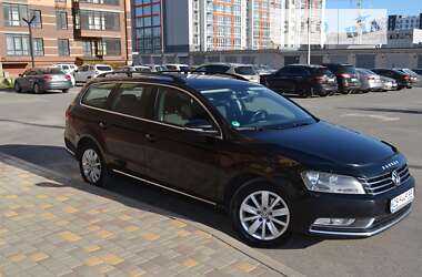 Універсал Volkswagen Passat 2011 в Чернігові