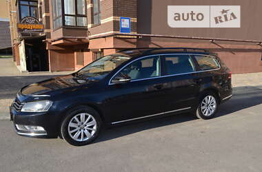 Універсал Volkswagen Passat 2011 в Чернігові