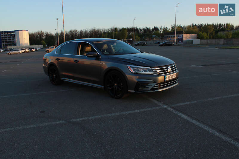 Седан Volkswagen Passat 2017 в Киеве