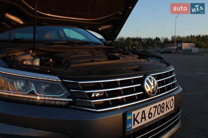 Седан Volkswagen Passat 2017 в Киеве