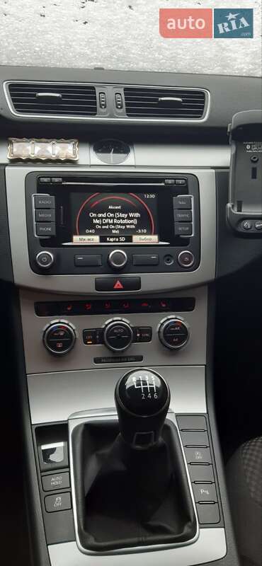 Универсал Volkswagen Passat 2013 в Любешове