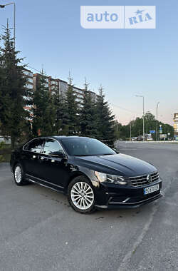 Седан Volkswagen Passat 2016 в Тернополі