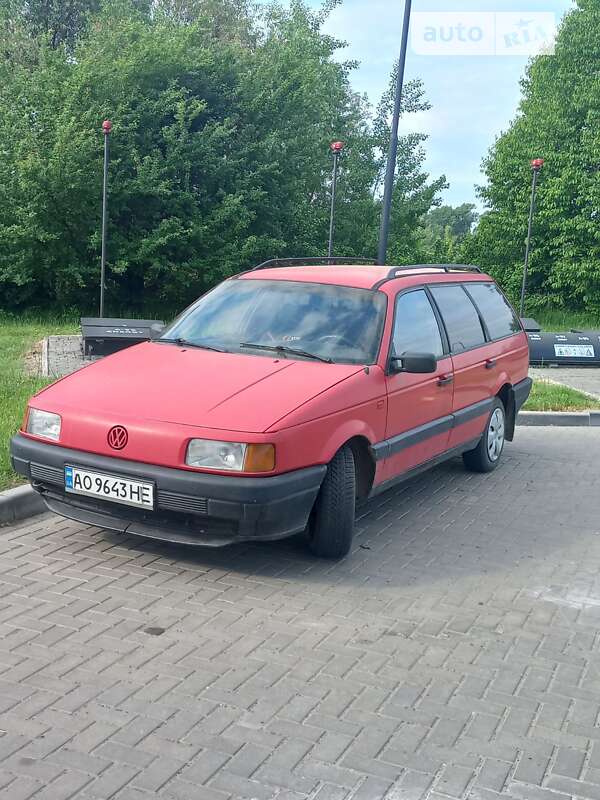 Универсал Volkswagen Passat 1992 в Ужгороде