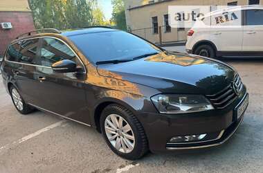 Универсал Volkswagen Passat 2014 в Чернигове