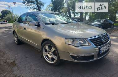 Седан Volkswagen Passat 2006 в Виннице