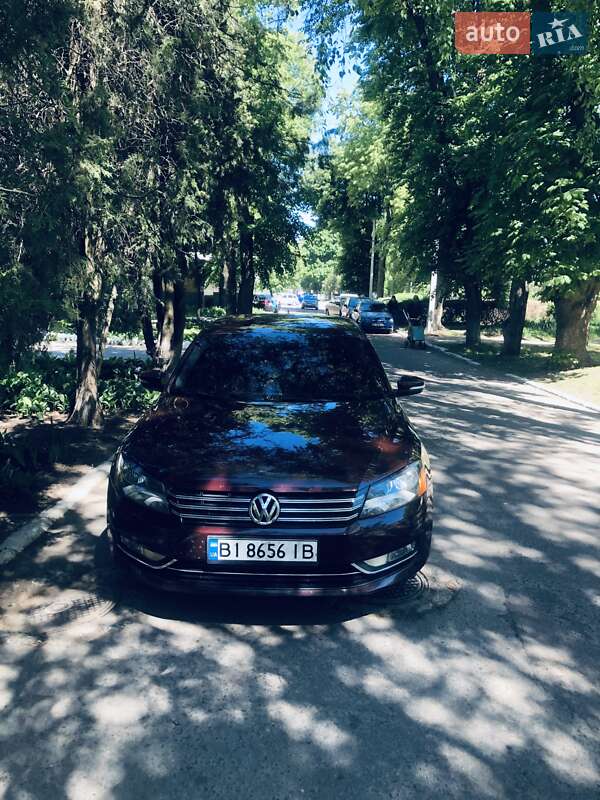 Седан Volkswagen Passat 2012 в Кременчуге