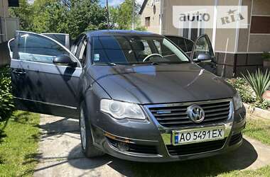 Седан Volkswagen Passat 2008 в Тячеве