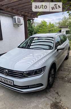 Універсал Volkswagen Passat 2016 в Києві