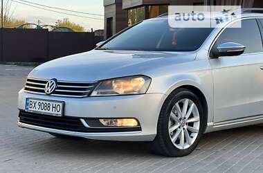 Универсал Volkswagen Passat 2011 в Ровно