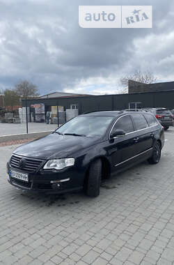 Універсал Volkswagen Passat 2006 в Житомирі