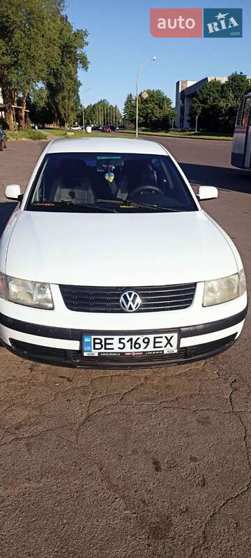 Седан Volkswagen Passat 1997 в Южноукраинске