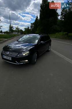 Універсал Volkswagen Passat 2013 в 