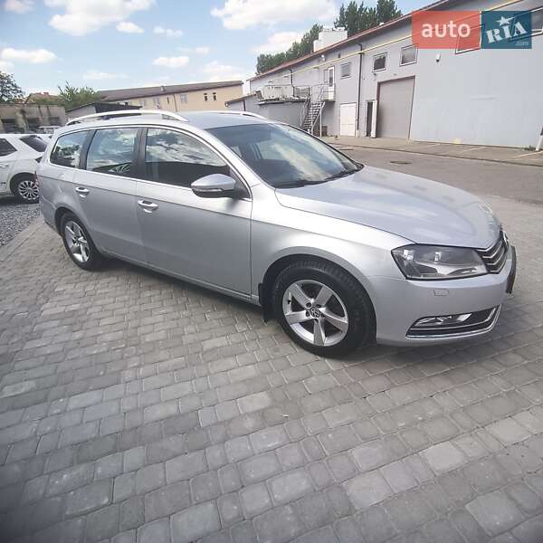 Универсал Volkswagen Passat 2012 в Львове