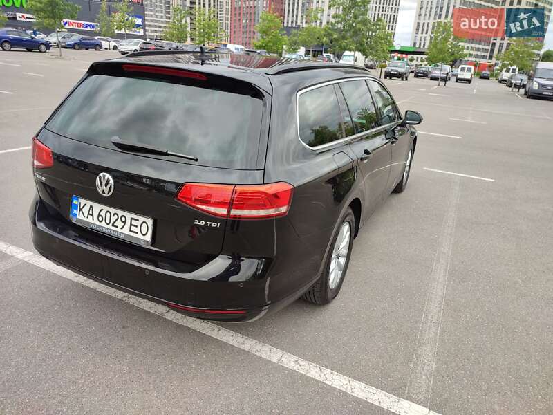 Универсал Volkswagen Passat 2017 в Киеве