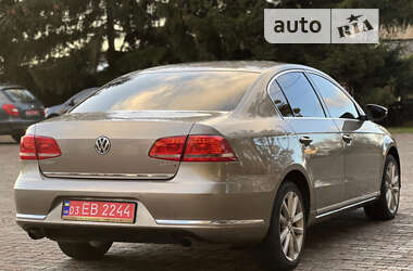 Седан Volkswagen Passat 2012 в Тернополе