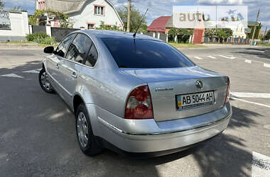 Седан Volkswagen Passat 2005 в Вінниці