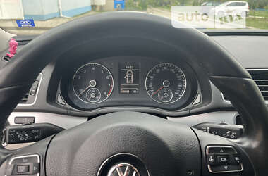 Седан Volkswagen Passat 2011 в Глухове