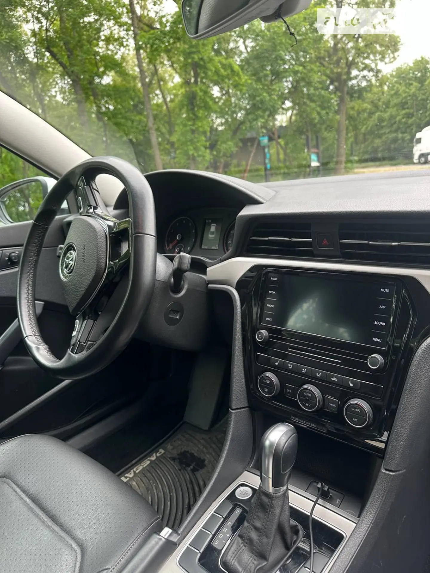 2020 Volkswagen Passat - мініатюра 2