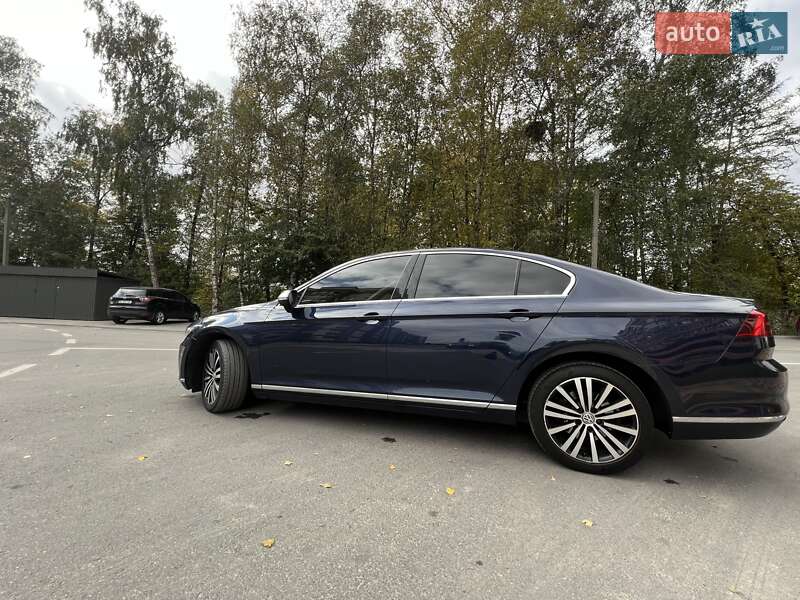Седан Volkswagen Passat 2017 в Тернополі