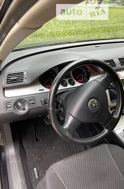 Седан Volkswagen Passat 2008 в Харькове