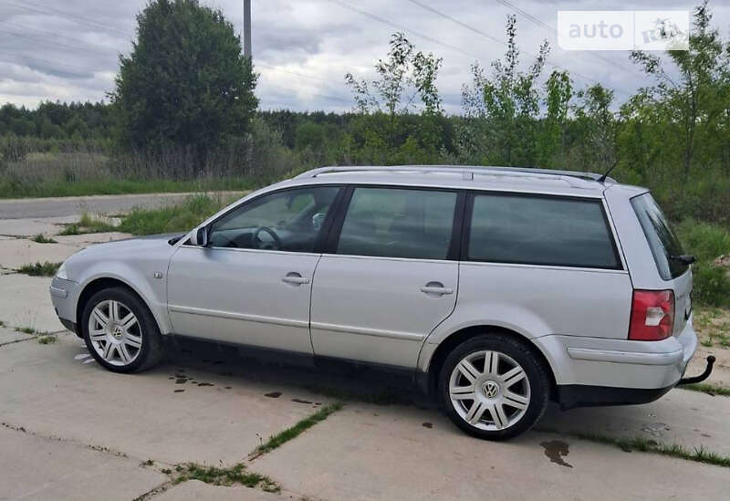 Універсал Volkswagen Passat 2001 в Києві