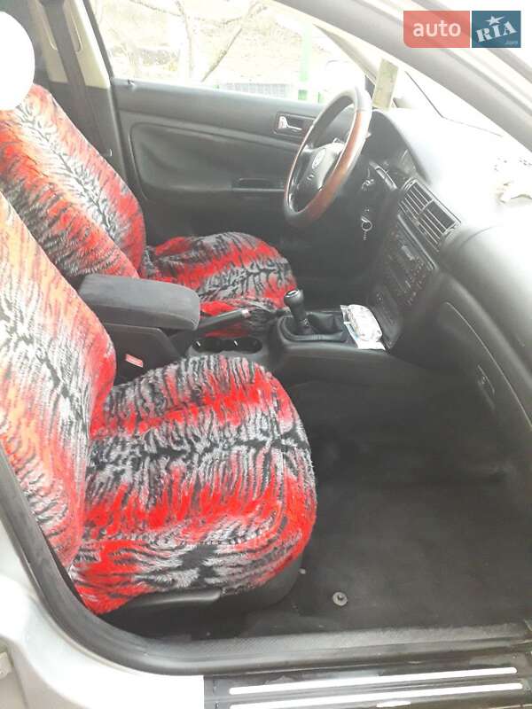 Універсал Volkswagen Passat 2003 в Новоархангельську