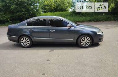 Седан Volkswagen Passat 2009 в Жовкві