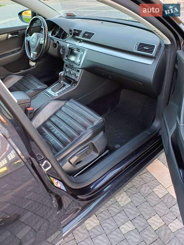 Универсал Volkswagen Passat 2012 в Львове