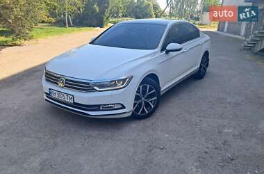 Седан Volkswagen Passat 2017 в 