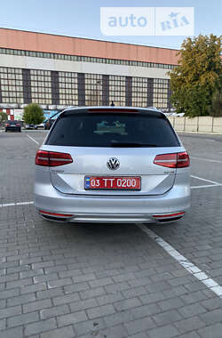 Універсал Volkswagen Passat 2017 в Луцьку