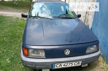 Универсал Volkswagen Passat 1990 в Умани