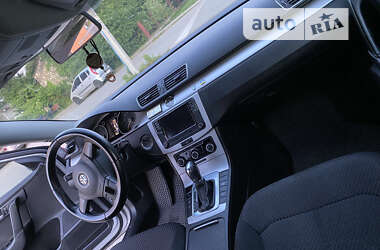 Универсал Volkswagen Passat 2012 в Калуше