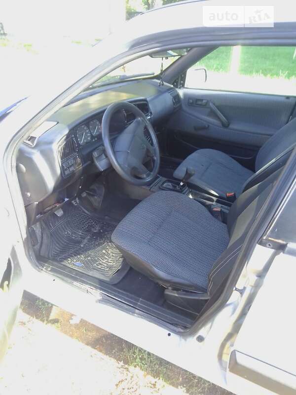 Универсал Volkswagen Passat 1991 в Ивано-Франковске фото 11 Универсал Volkswagen Passat 1991 в Ивано-Франковске
