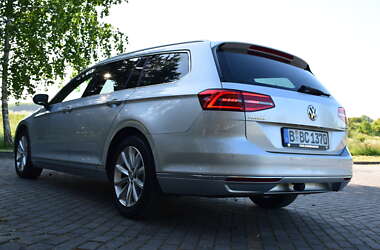 Универсал Volkswagen Passat 2015 в Трускавце