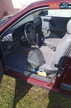 Седан Volkswagen Passat 1991 в Городенці