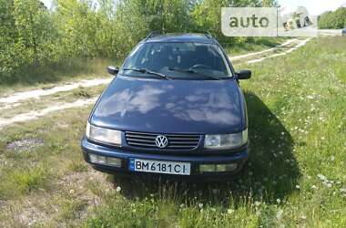 Универсал Volkswagen Passat 1995 в Шостке