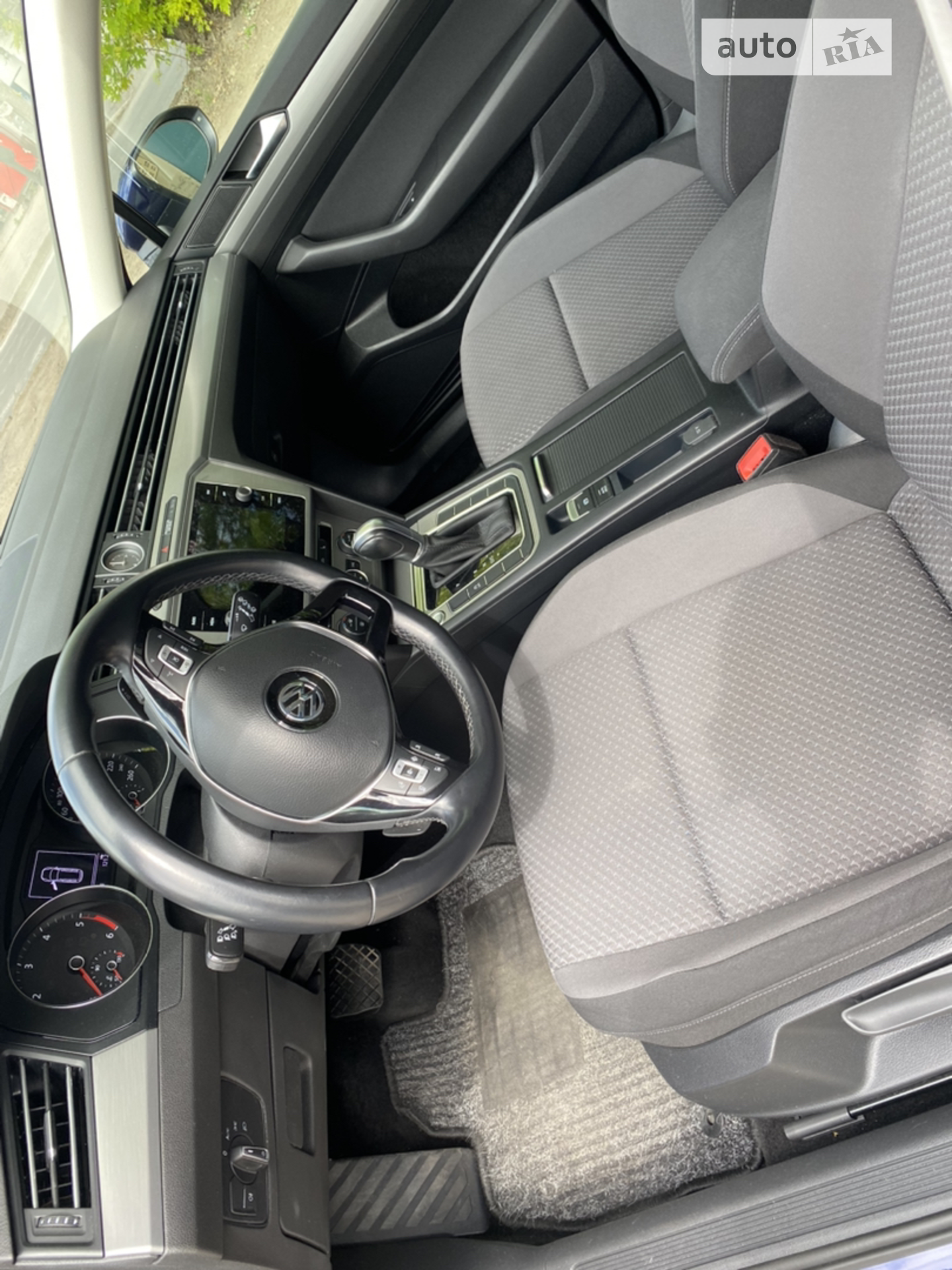 2019 Volkswagen Passat - мініатюра 14