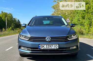 Универсал Volkswagen Passat 2015 в Олевске