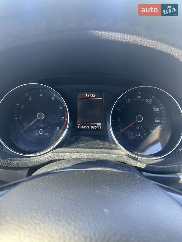 Седан Volkswagen Passat 2016 в Ровно