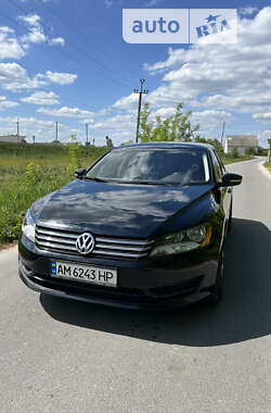 Седан Volkswagen Passat 2012 в Звягеле