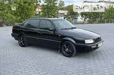 Седан Volkswagen Passat 1992 в Тернополе