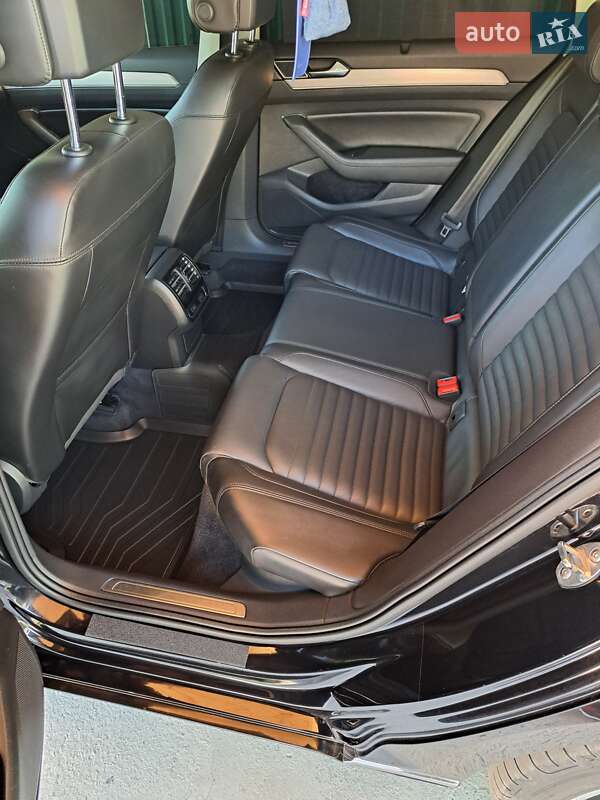 Универсал Volkswagen Passat 2017 в Городенке